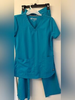 Medical Scrub Set